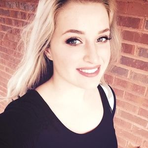 Meet your Posher, Raeanne