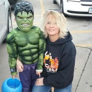 Meet your Posher, Kim