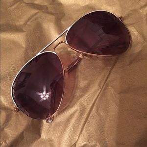 Michael Kors Sunglasses 🕶