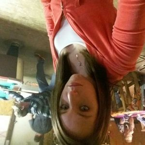 Meet your Posher, Rebecca