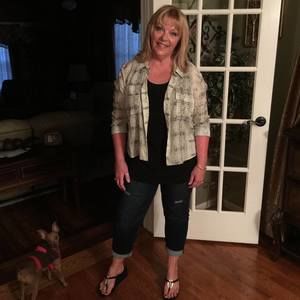 Meet your Posher, Opal