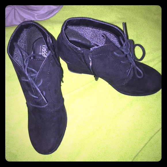 Target black high heel booties