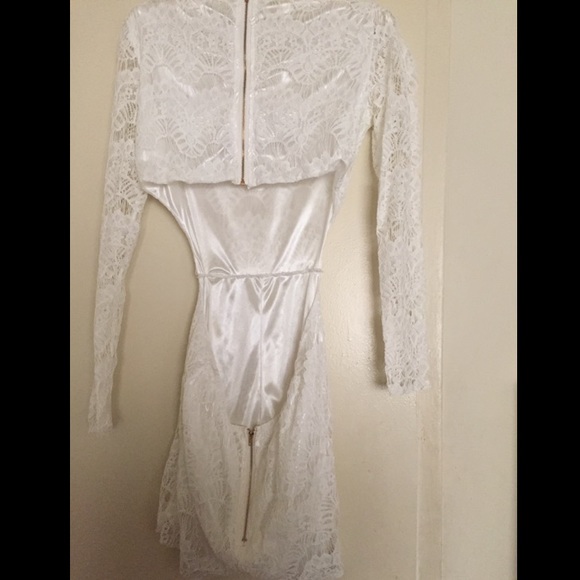 Romper - Picture 2 of 4