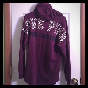 NWT VS PINK Maroon/Cheetah Hooded Crew