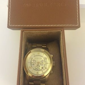 Michael kors gold watch