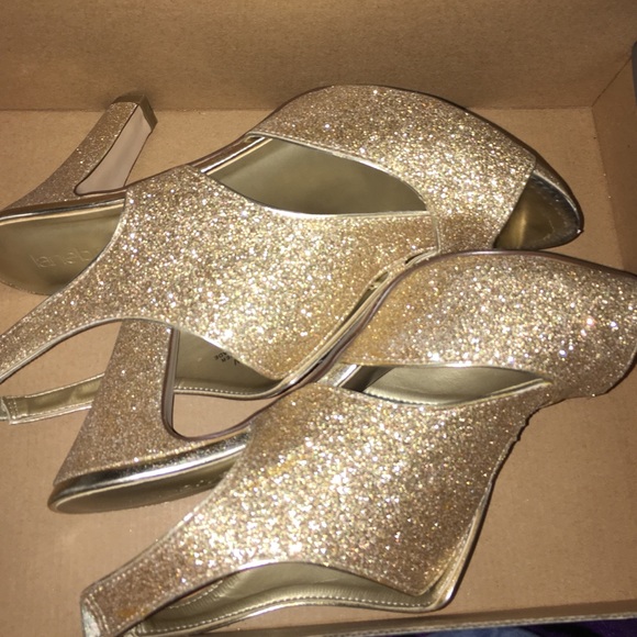 gold glitter heels