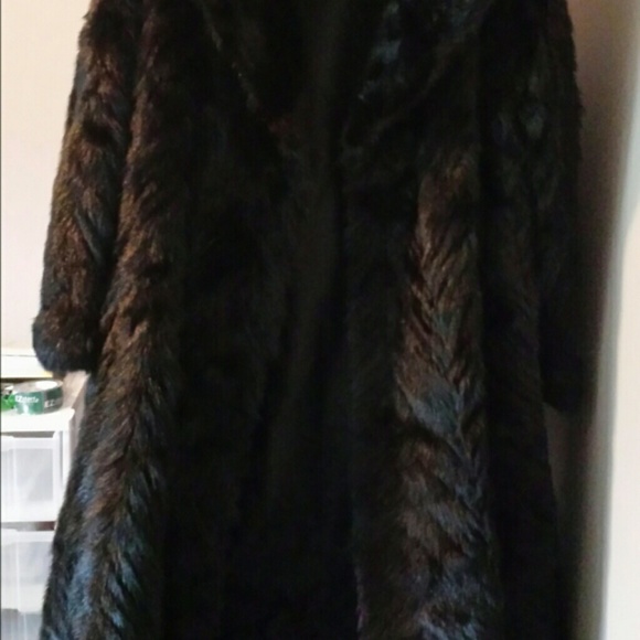 Mink coat - Picture 2 of 2