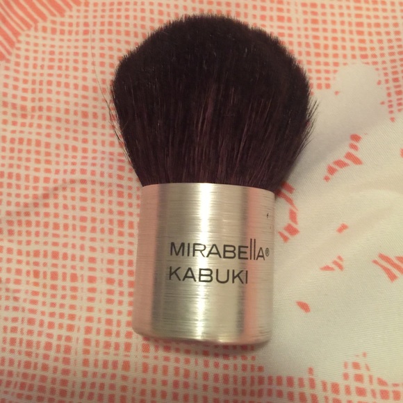 MIRABELLA KABUKI BRUSH