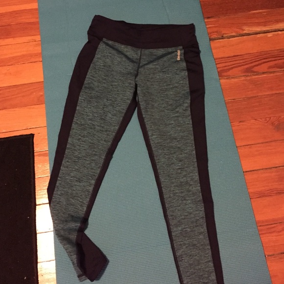 Two toned Rebook athletic leggings