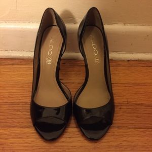 Aldo black patent heels.