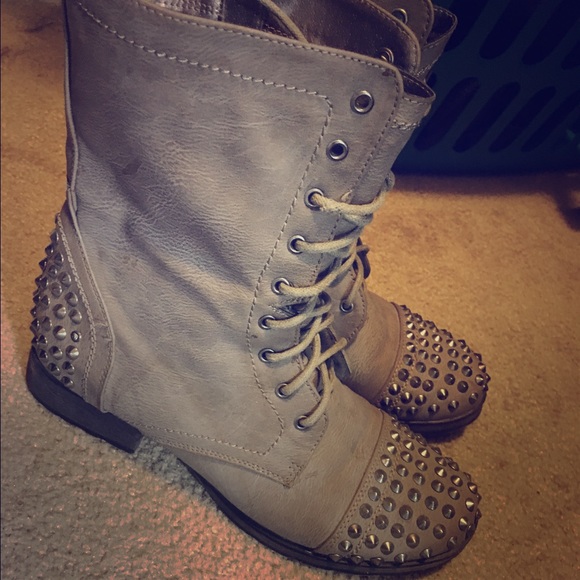 Combat boots with studs