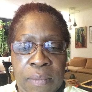 Meet your Posher, Sandra