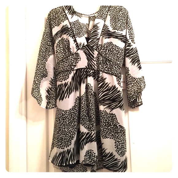 2 piece sheer blouse w/ detachable cami