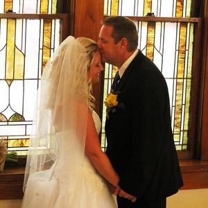 Meet your Posher, Elizabeth