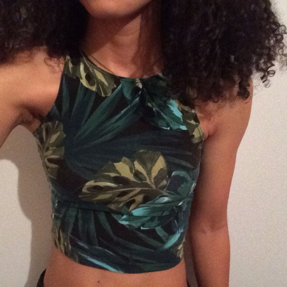 AA Jungle Crop Top :-) - Picture 1 of 2