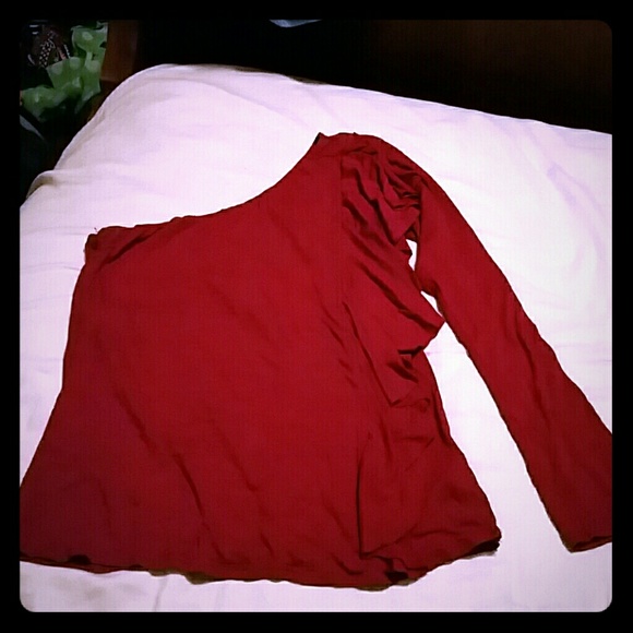 Off the shoulder shirt