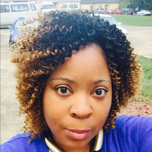 Meet your Posher, Antionette