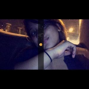 Meet your Posher, Stephanie