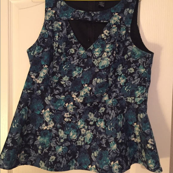 torrid Tops - Blue floral peplum top