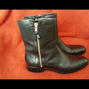 Ann Taylor ankle boots sz 6 1/2