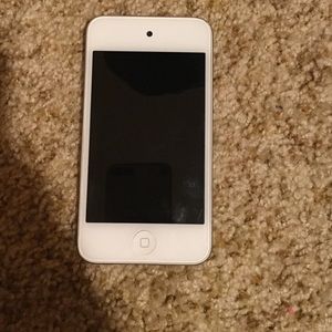 Apple iPod 5th generation 32 gigabits