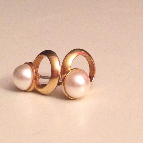 Costume jewelry