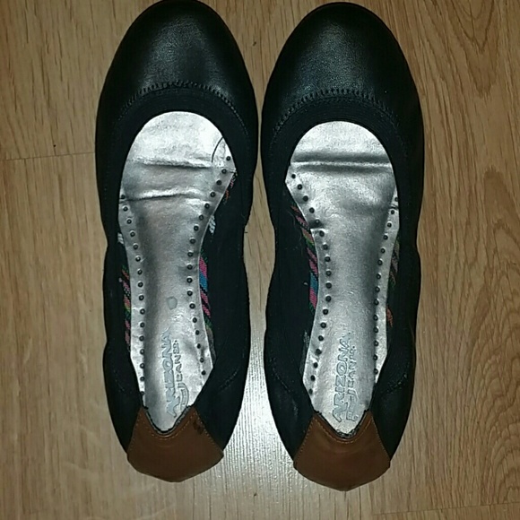 ARIZONA JEANS CO FLATS