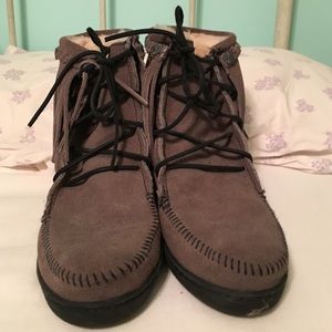 Furry Minnetonka moccasin boots