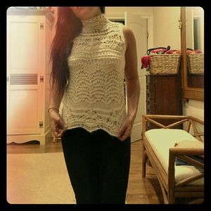 Snow Cream Turtle Neck Top