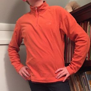 North face quarter zip M