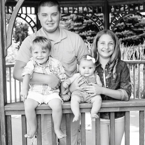 Meet your Posher, Nicki - Picture 1 of 1