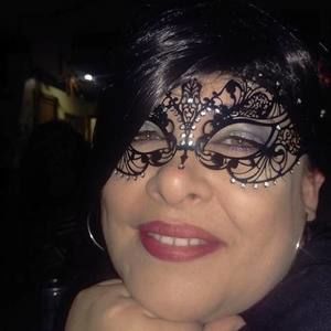 Meet your Posher, Traci