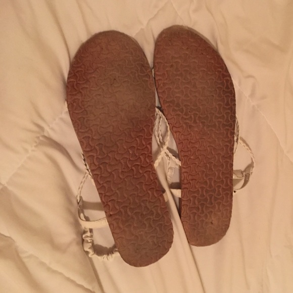 Sandals - Picture 3 of 4