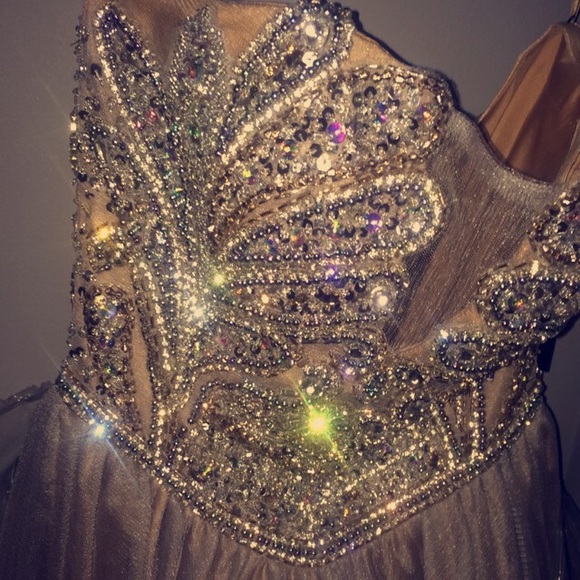 BRAND NEW PROM/HOMECOMING DRESS !