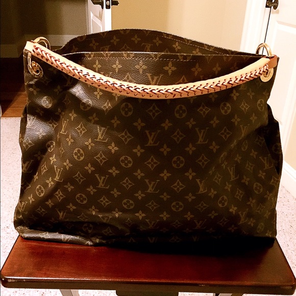 💥💥💥SOLD💥💥💥Louis Vuitton jumbo hobo Monogram