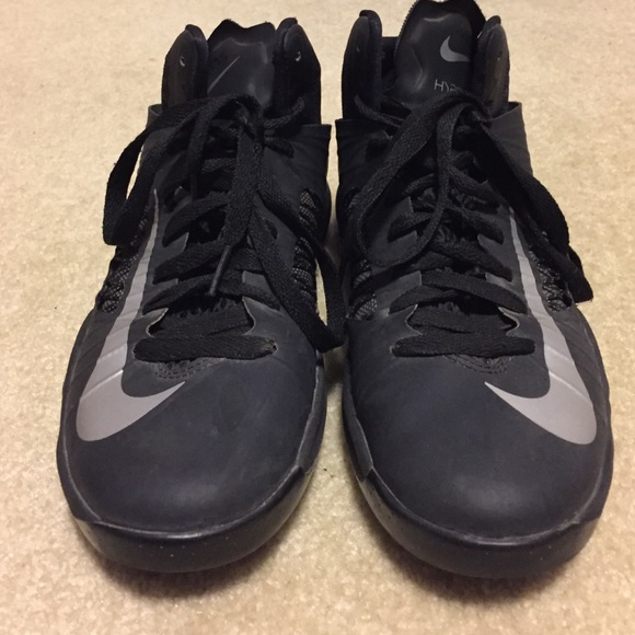 Nike Hyperdunks - Picture 2 of 4