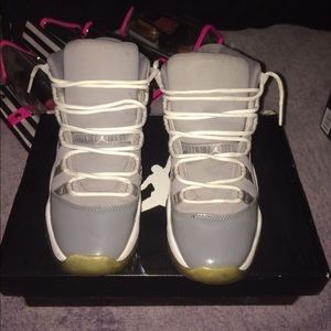 Cool grey 11's size 3.5