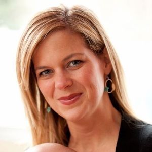 Meet your Posher, Carrie