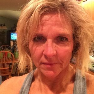 Meet your Posher, Karrie