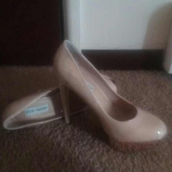 Shoe