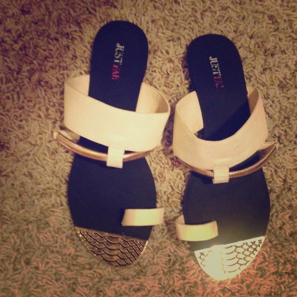 Brand new just fab sandals