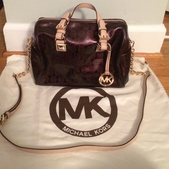 Michael Kors Handbags - MK Bag