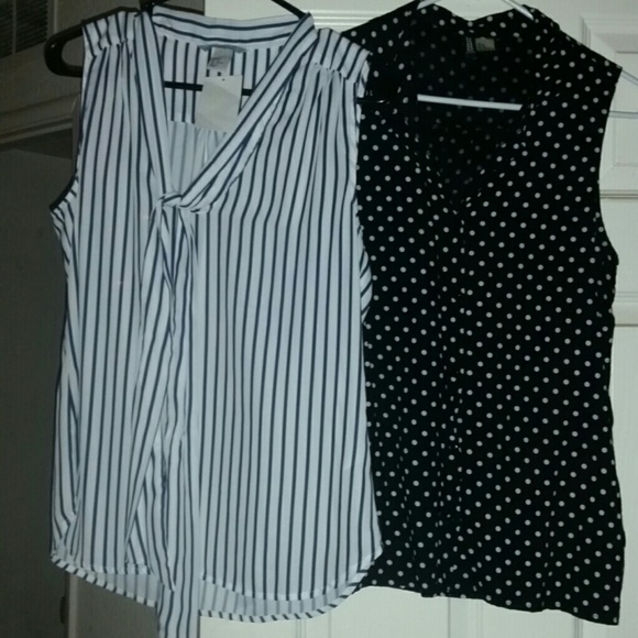 Two blouses - Picture 2 of 3