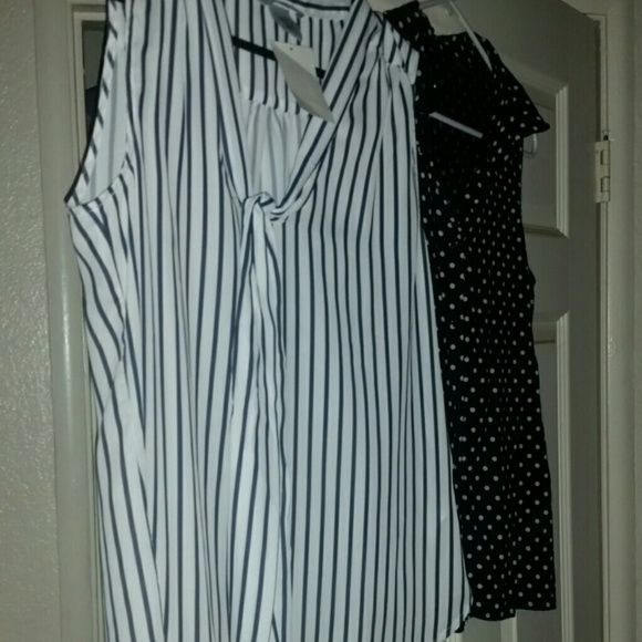 Two blouses - Picture 3 of 3