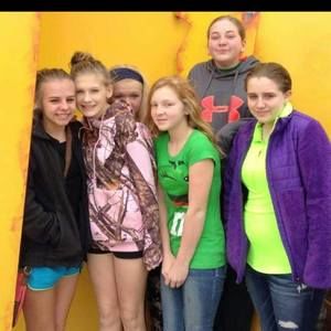 Meet your Posher, Maya