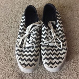 Look alike vans