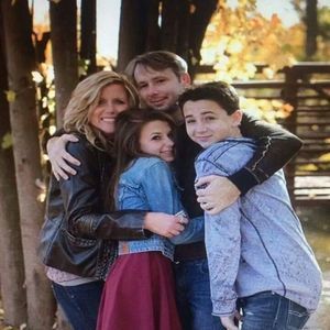 Meet your Posher, Sandy