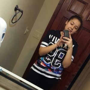 Meet your Posher, Joyce