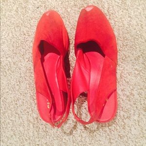 👠💋 Vintage Clicks Deep red platforms 💄 (hold)