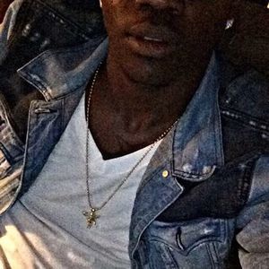 Meet your Posher, Quis